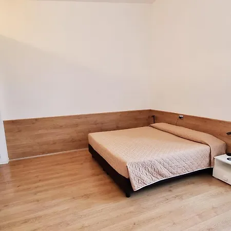 公寓 Charming Studios In Trieste *